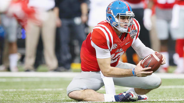 chad-kelly-ole-miss-football-drop-off-2016-predictions.jpg